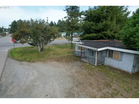 265 North Avenue Bandon OR 97411