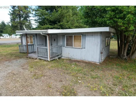 265 North Avenue Bandon OR 97411