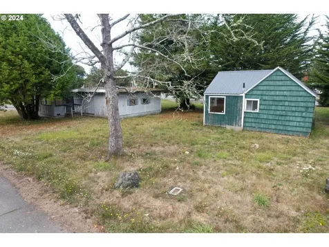 265 North Avenue Bandon OR 97411