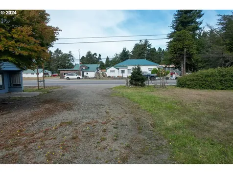 265 North Avenue Bandon OR 97411