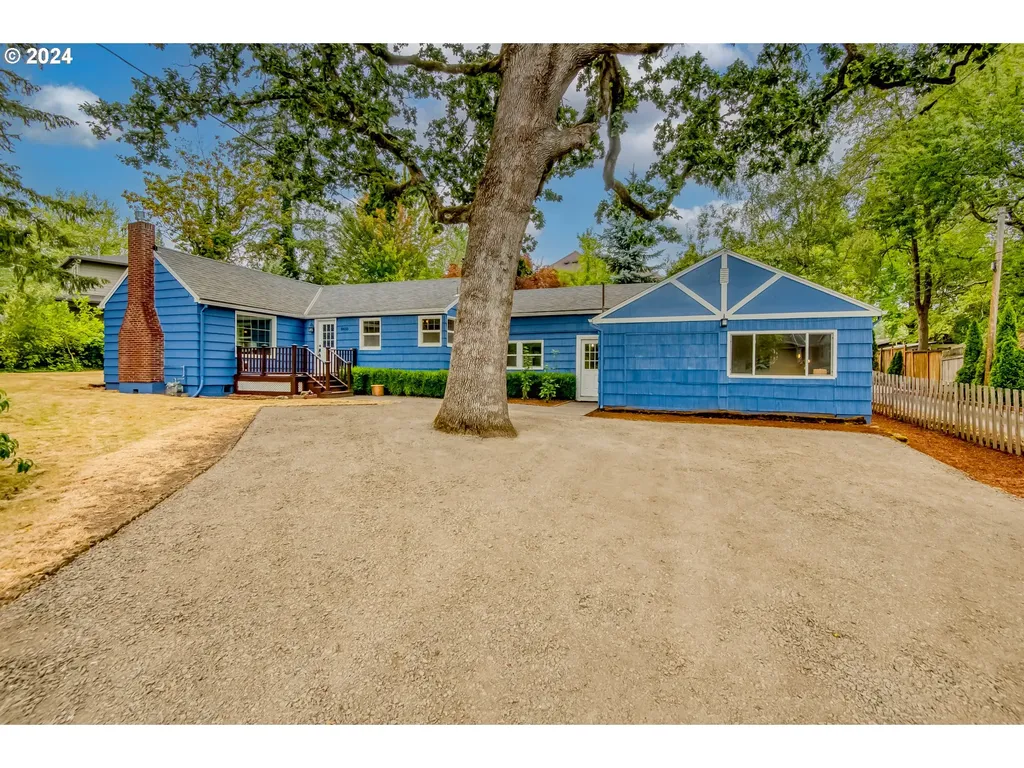8435 Sw Cedarcrest Street Portland OR 97223