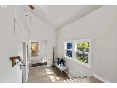 8435 Sw Cedarcrest Street Portland OR 97223