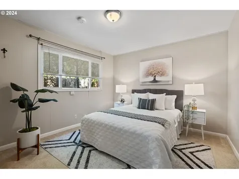8435 Sw Cedarcrest Street Portland OR 97223