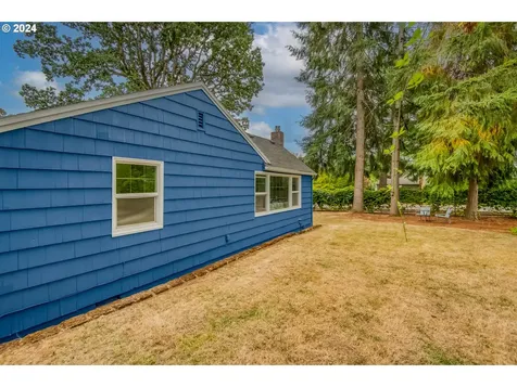 8435 Sw Cedarcrest Street Portland OR 97223