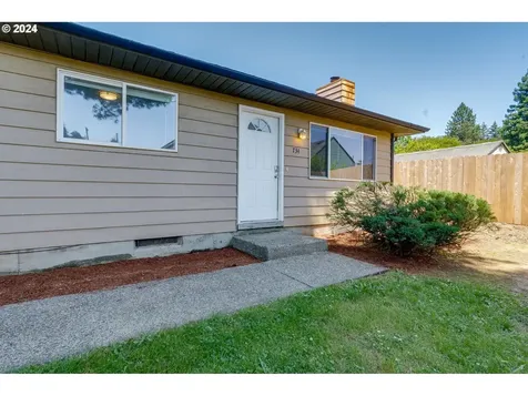 738 15th Street Washougal WA 98671