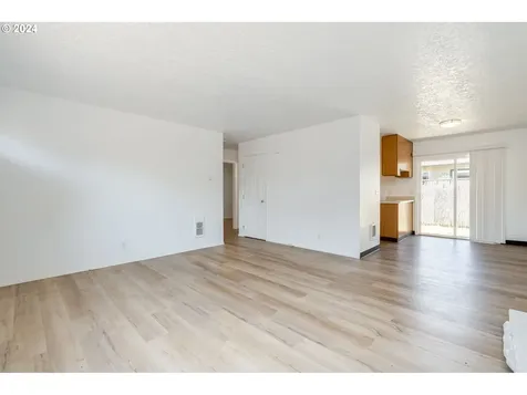 738 15th Street Washougal WA 98671