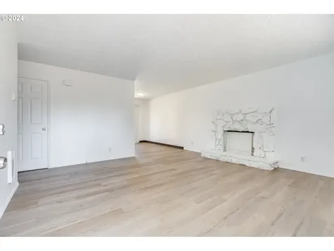 738 15th Street Washougal WA 98671