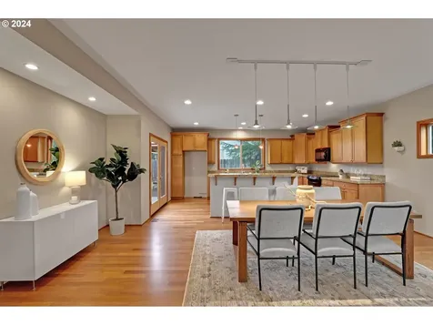 10145 Sw Cynthia Street Beaverton OR 97008