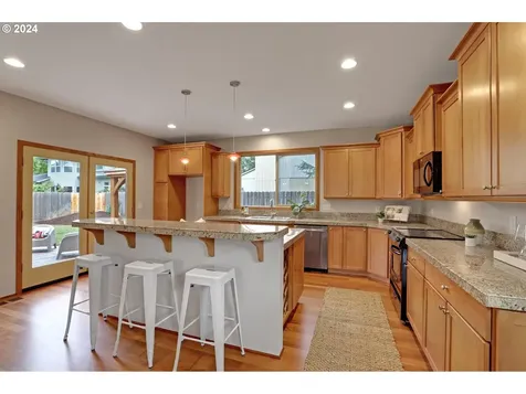 10145 Sw Cynthia Street Beaverton OR 97008