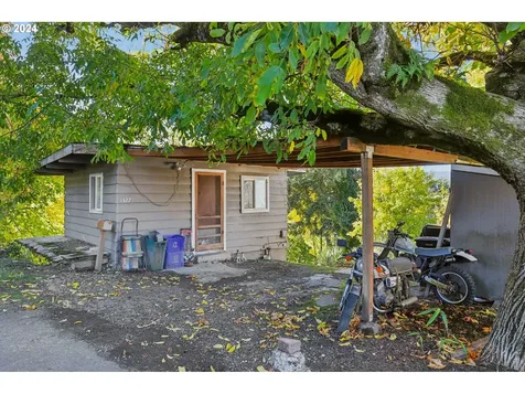1325 Polk Street Oregon City OR 97045
