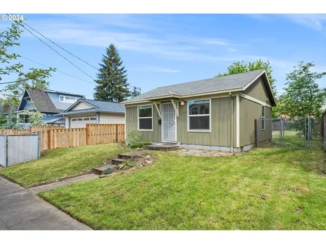 4530 NE 26th Avenue Portland OR 97211