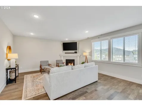 10632 Se Red Tail Road Happy Valley OR 97086