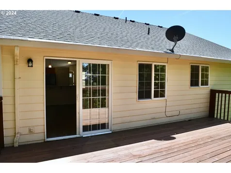 1303 Fairway Drive Washougal WA 98671