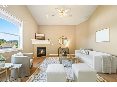 3121 N Juniper Drive Newberg OR 97132