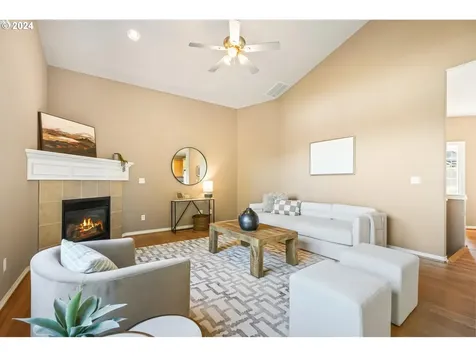 3121 N Juniper Drive Newberg OR 97132
