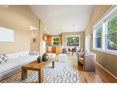 3121 N Juniper Drive Newberg OR 97132