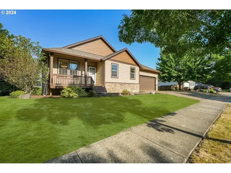3121 N Juniper Drive Newberg OR 97132