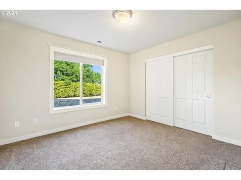 3121 N Juniper Drive Newberg OR 97132