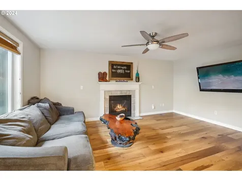 14211 NE 53rd Street Vancouver WA 98682