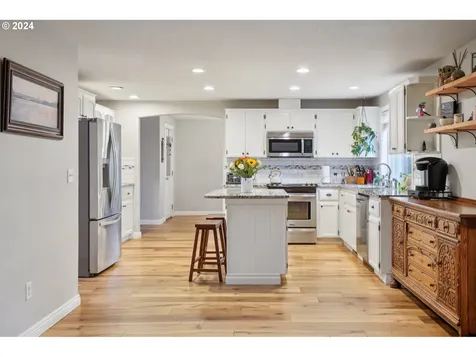 14211 NE 53rd Street Vancouver WA 98682