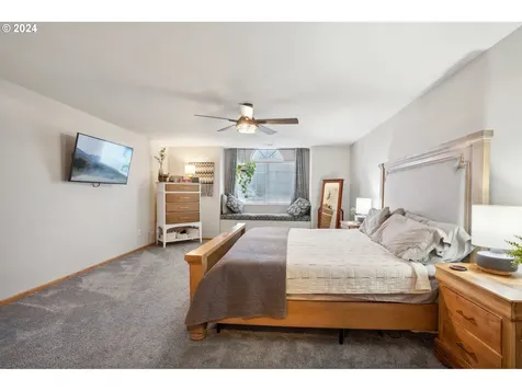 14211 NE 53rd Street Vancouver WA 98682