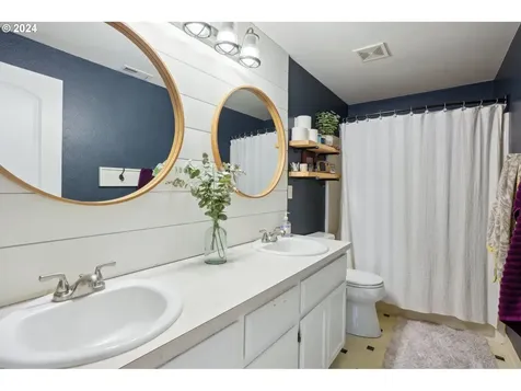 14211 NE 53rd Street Vancouver WA 98682