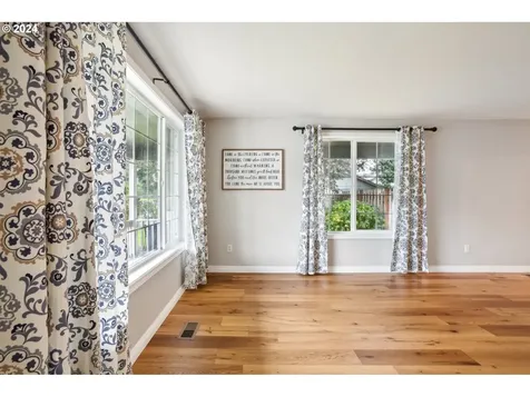 14211 NE 53rd Street Vancouver WA 98682