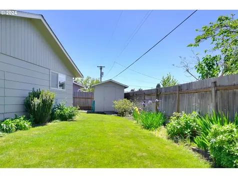 1016 55th Place Springfield OR 97478