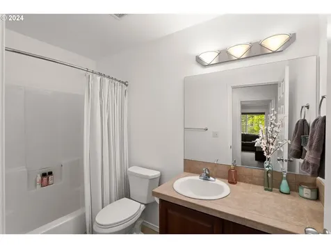 4626 SE Olivewood Street Hillsboro OR 97123