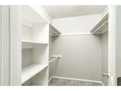167 Gray Squirrel Court Winchester OR 97495