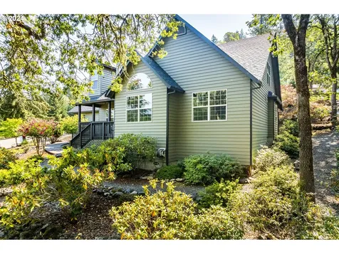 167 Gray Squirrel Court Winchester OR 97495