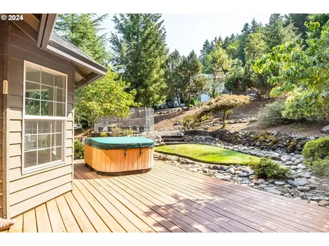 167 Gray Squirrel Court Winchester OR 97495