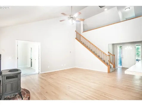 167 Gray Squirrel Court Winchester OR 97495