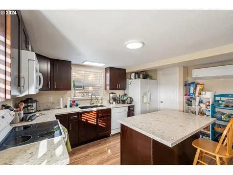 2400 E 25th Street Vancouver WA 98661