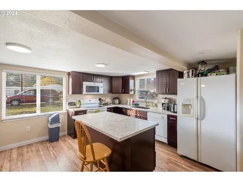 2400 E 25th Street Vancouver WA 98661