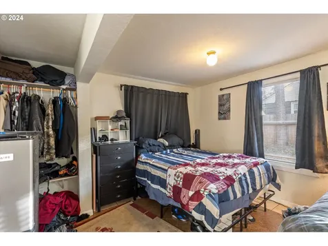 2400 E 25th Street Vancouver WA 98661