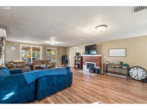 2400 E 25th Street Vancouver WA 98661
