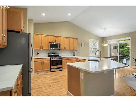 16265 Barlow Drive Oregon City OR 97045