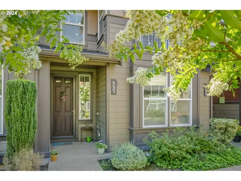 755 Ne 73rd Avenue Hillsboro OR 97124