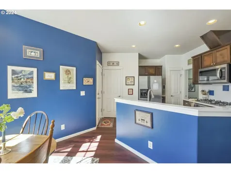 755 Ne 73rd Avenue Hillsboro OR 97124