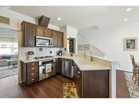 755 Ne 73rd Avenue Hillsboro OR 97124
