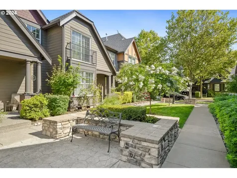 755 Ne 73rd Avenue Hillsboro OR 97124