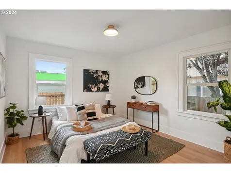 604 Se 78th Avenue Portland OR 97215