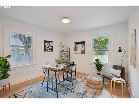 604 Se 78th Avenue Portland OR 97215