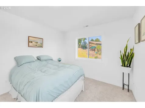 32791 NW Ridge Drive Scappoose OR 97056