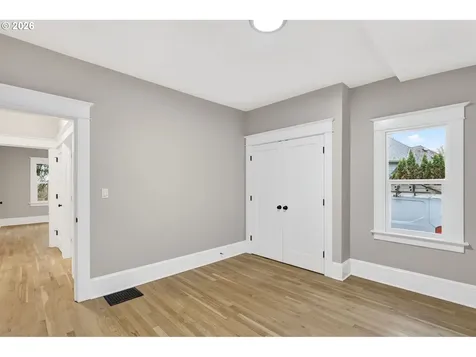 5465 SW Scholls Ferry Road Portland OR 97225