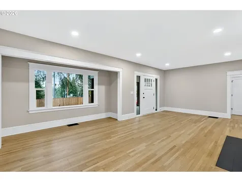 5465 SW Scholls Ferry Road Portland OR 97225