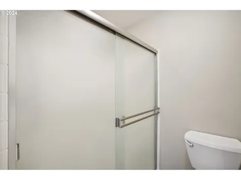 16312 NE 65th Street Vancouver WA 98682