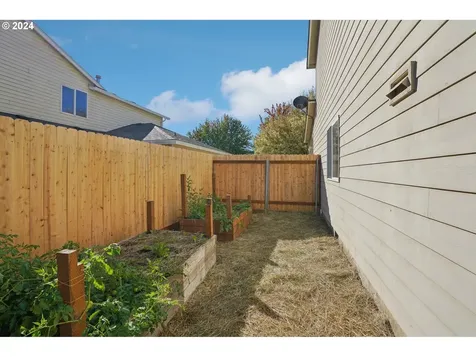 16312 NE 65th Street Vancouver WA 98682