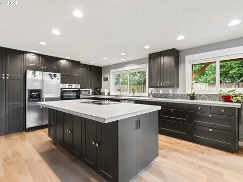 21208 Sw Arapaho Court Tualatin OR 97062